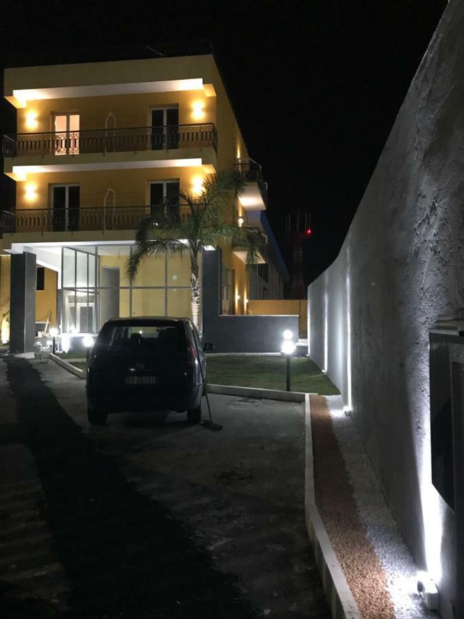 Borgo Palombaio 2 Bed & Breakfast Catania Exterior photo