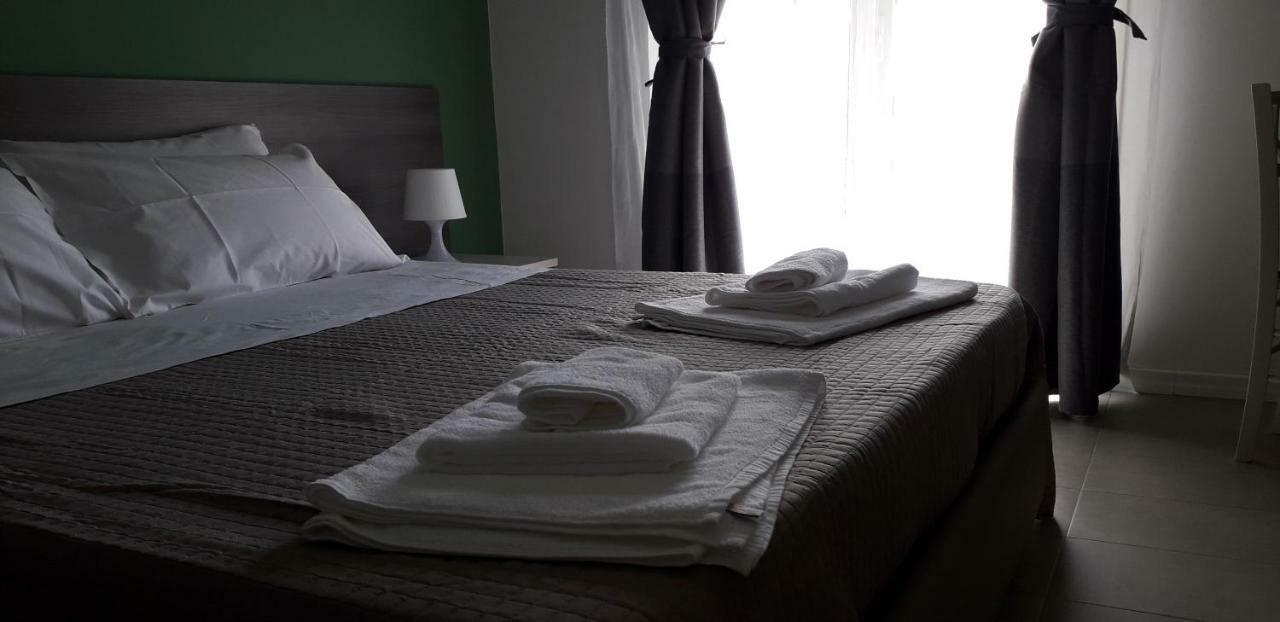 Borgo Palombaio 2 Bed & Breakfast Catania Exterior photo